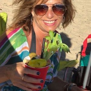 Meet your Posher, Sharon